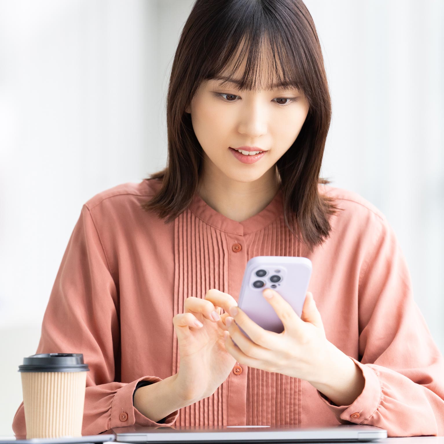 壁紙張替え専門店「cocokaete（ココカエテ）」「個人情報保護方針」ページのイメージ写真 320px